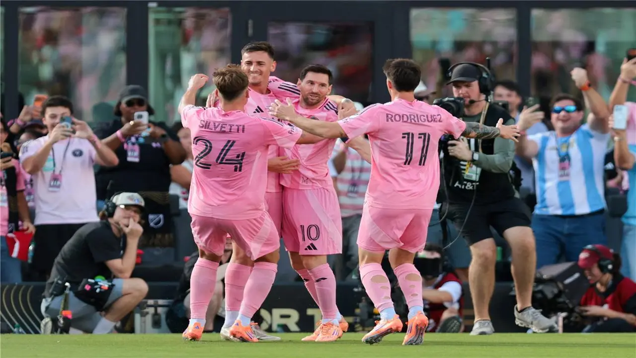 صفقة تبادلية مرتقبة.. إنتر ميامي يفاوض نجم ريال مدريد السابق لتعويض بوسكيتس